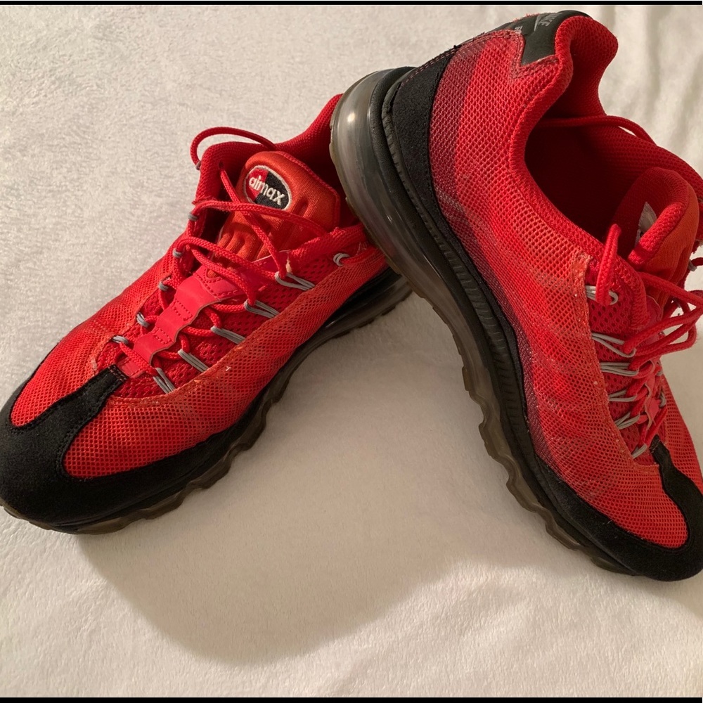 Nike Air Max 95 Red / Black 554715-066